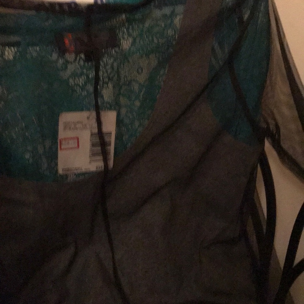 Guess top Sexy New !!